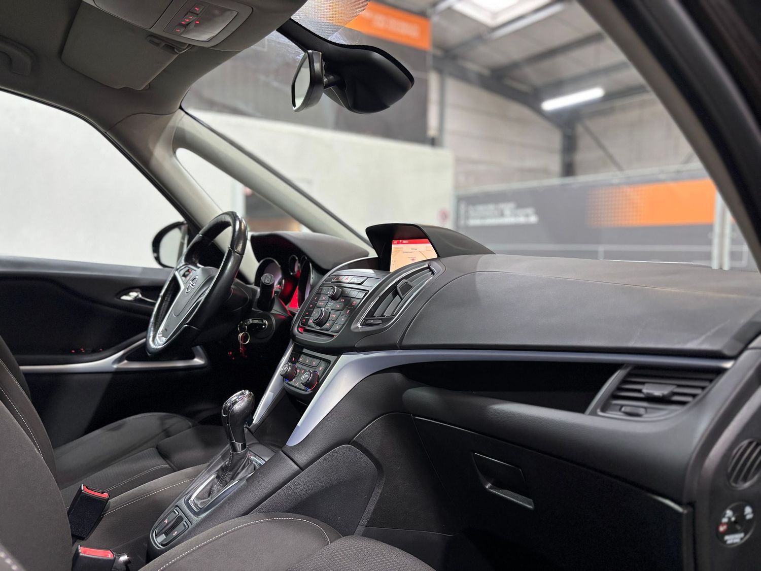 Fahrzeugabbildung Opel Zafira 2.0 CDTI Tourer Kamera#Navi#Tempomat#7-Si