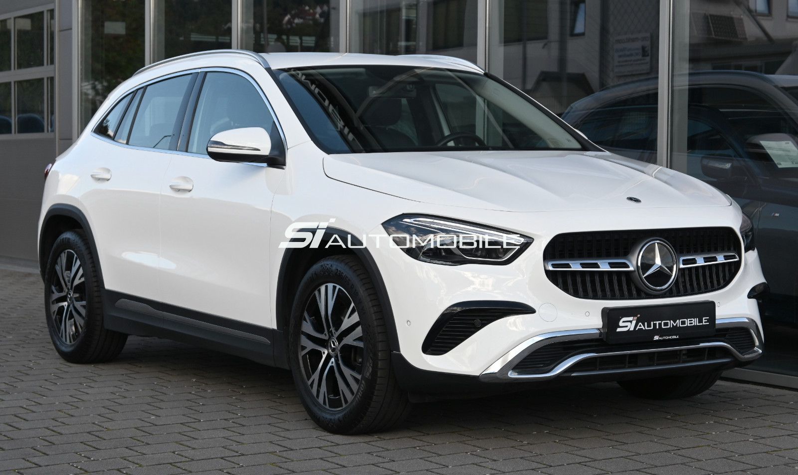 Fahrzeugabbildung Mercedes-Benz GLA 200 d DCT Progressive °ACC°AHK°KAMERA°MULTIB