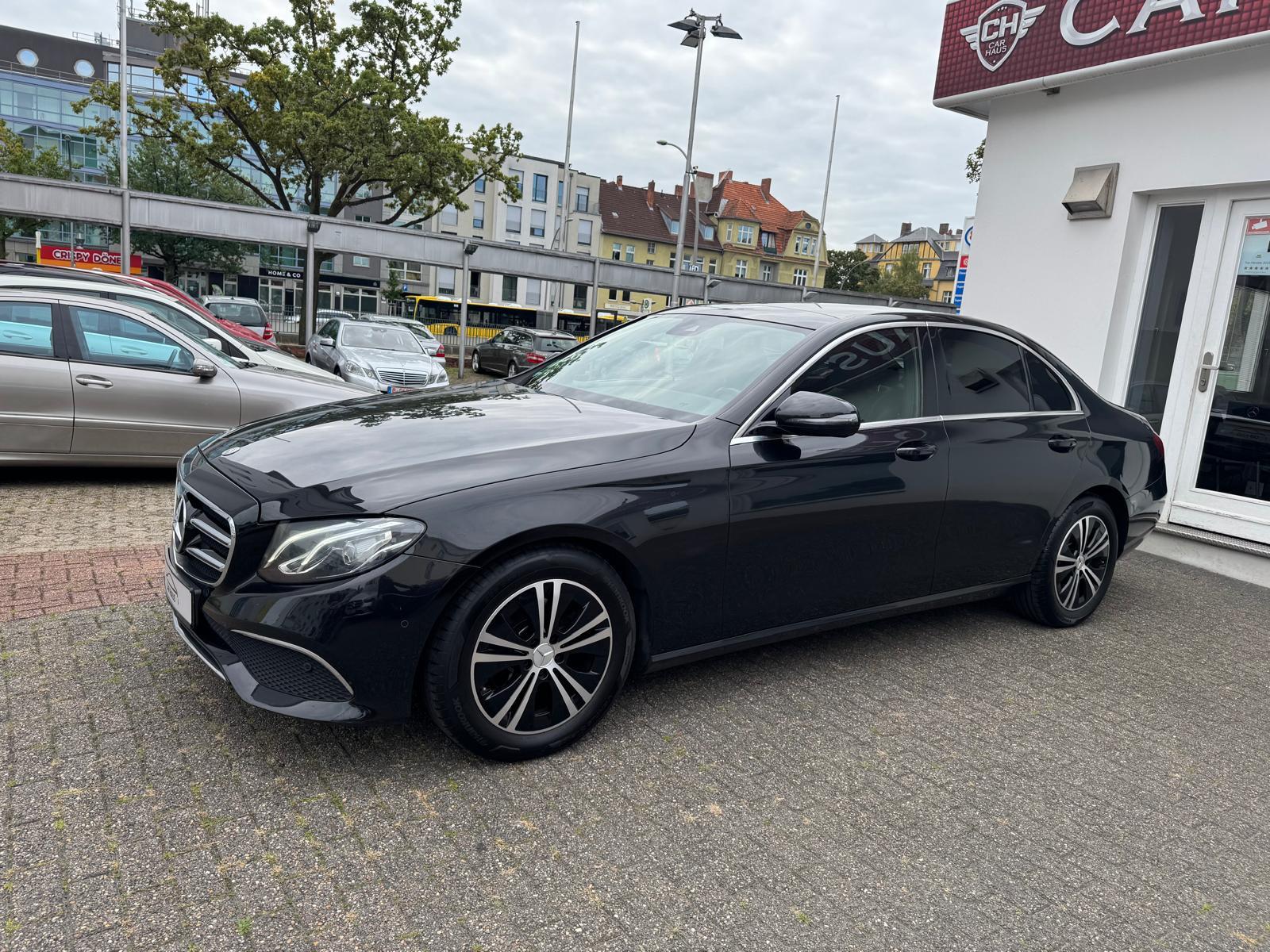 Mercedes-Benz E 220 d 9G-Tronic Avantgarde*Pano*Widescreen*