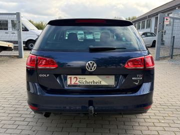 Volkswagen Golf - 6