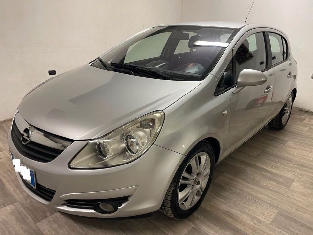 Opel Corsa 1.4 GPL Cosmo Full Optional