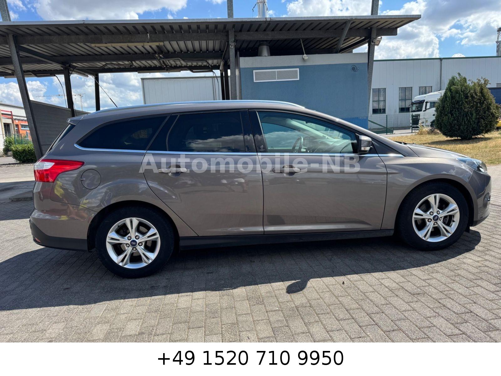 Ford Focus 2012 — photo 6