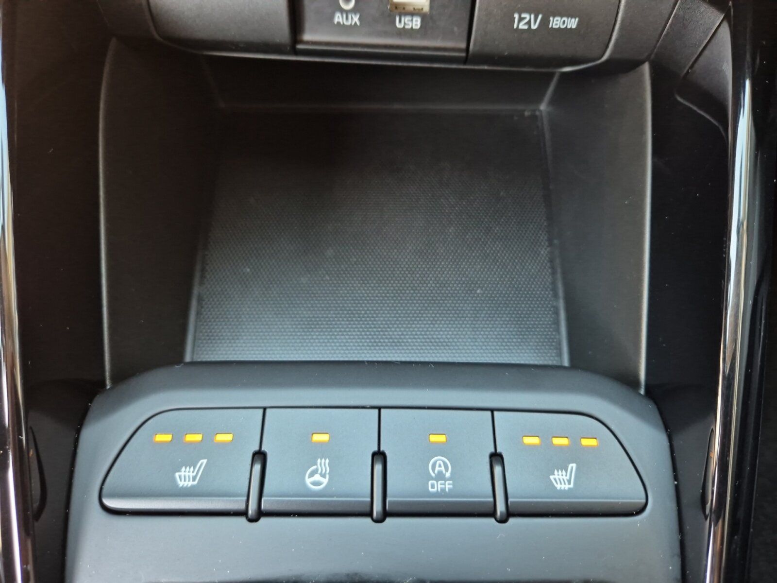 Fahrzeugabbildung Kia Rio 1.0 T-GDI Dream Team