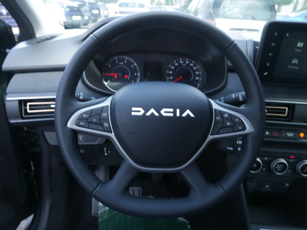 Fahrzeugabbildung Dacia Sandero Stepway Extreme TCe 110