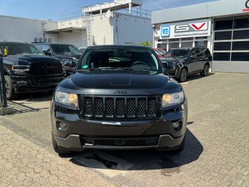 Jeep Grand Cherokee - 9