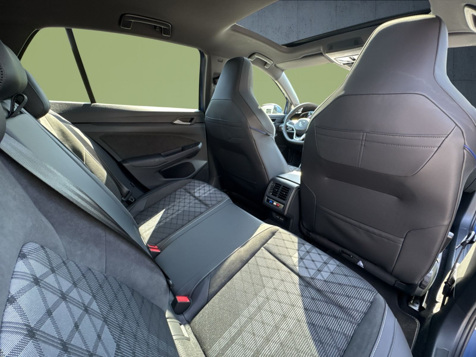 Volkswagen Golf - Bild 19