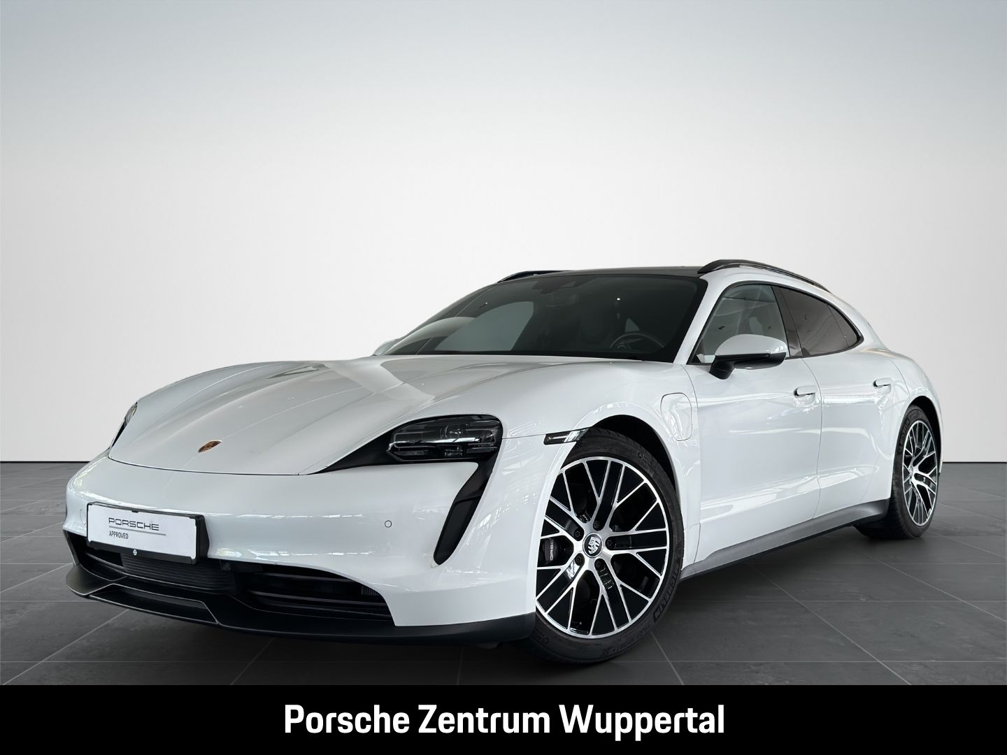 Porsche Taycan Sport Turismo Luftfederung Panoramadach