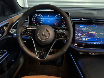 Mercedes E 200 - 9
