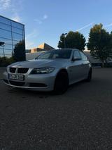 BMW 320i - TÜV neu - Scheckhheft   - BMW 320 aus 2006: 320i
