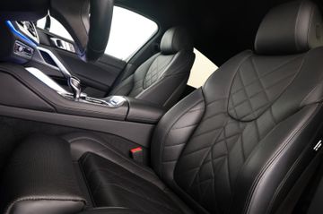 BMW X6 xDrive40d M Sport ICONIC HUD H&K ACC AHK 22"
