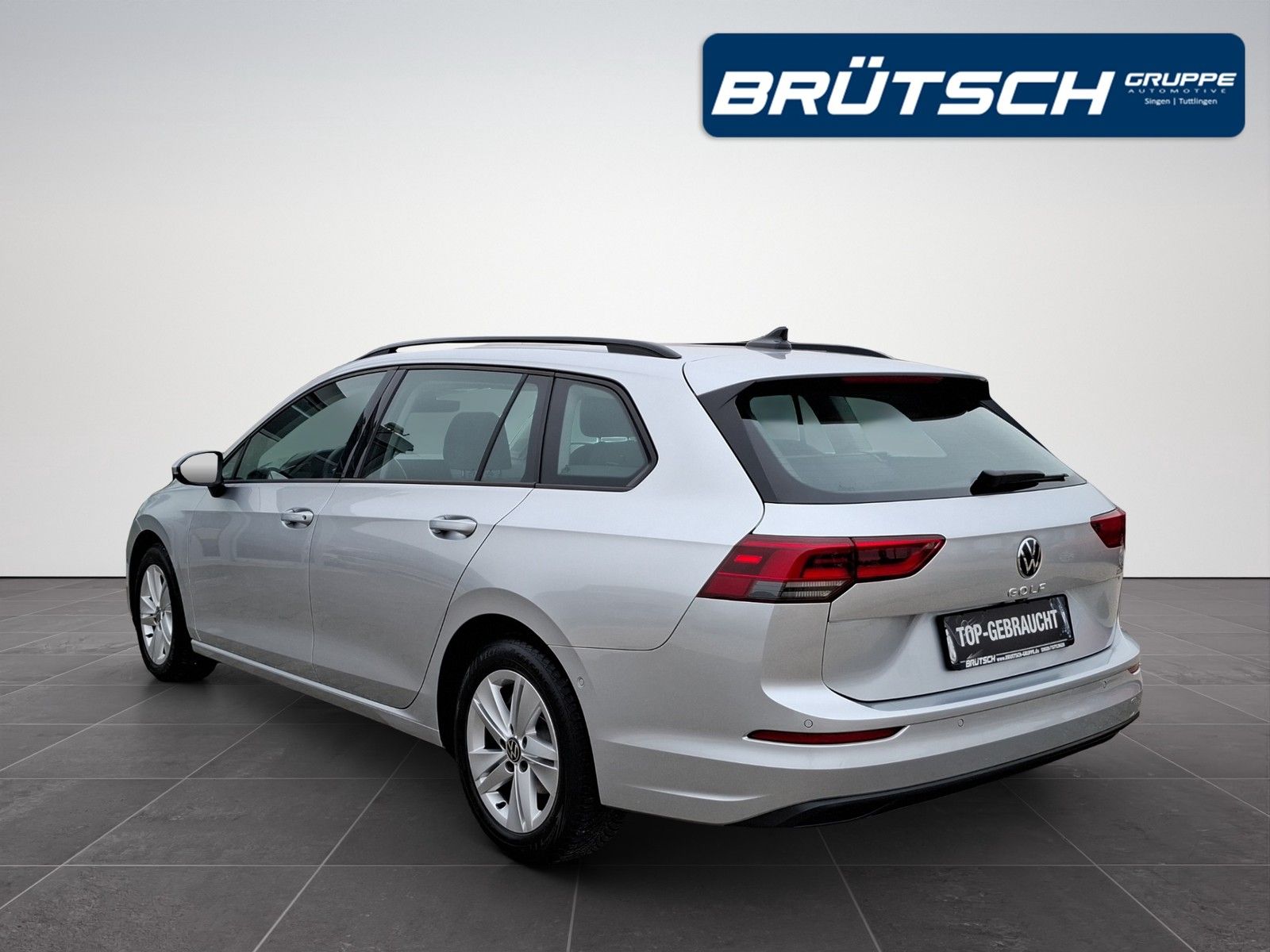 VW Golf VIII Variant 1.5 eTSI Life DSG / AHK / NAVI - Image 3