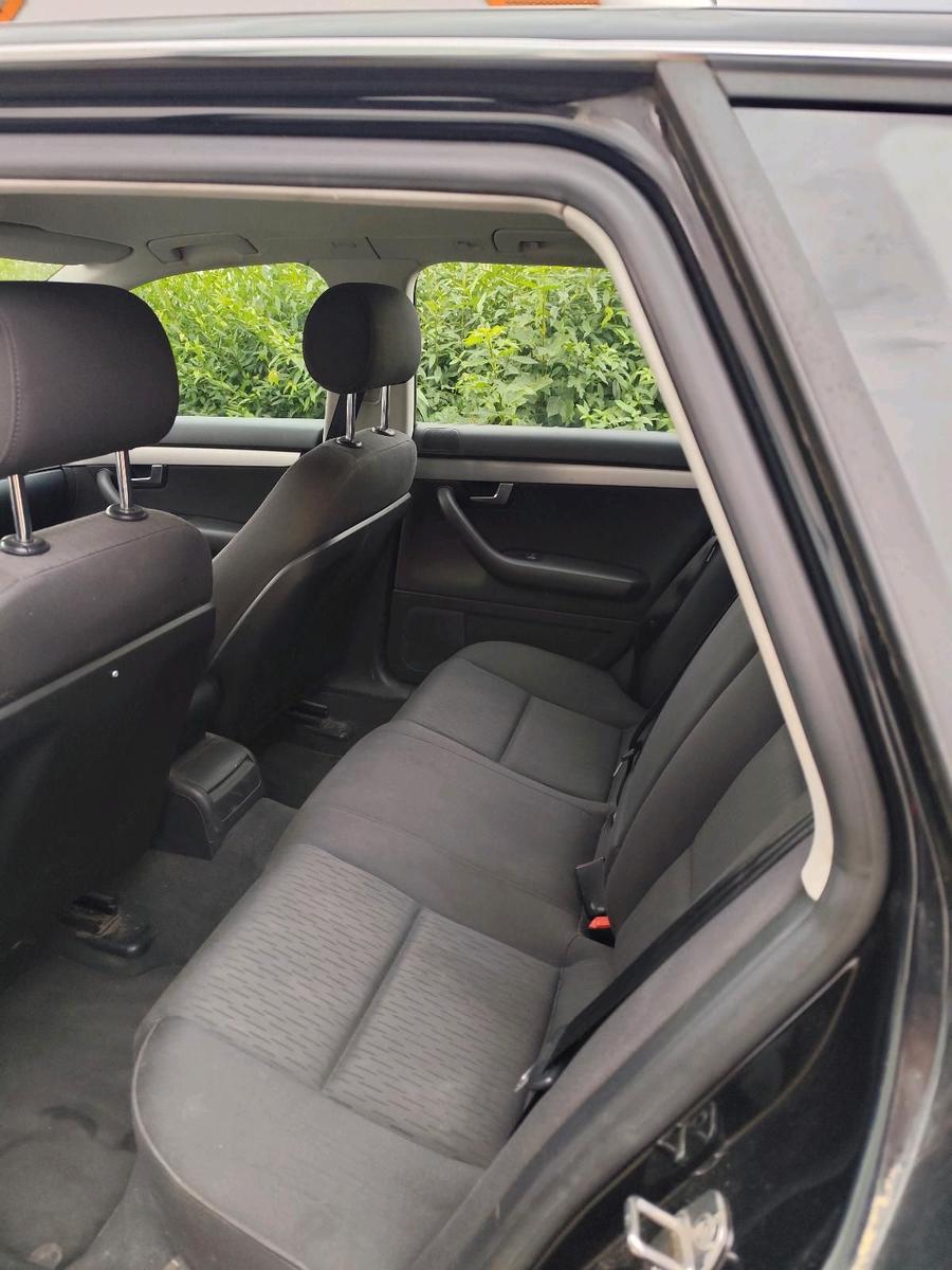 Audi A4 2006 — photo 6