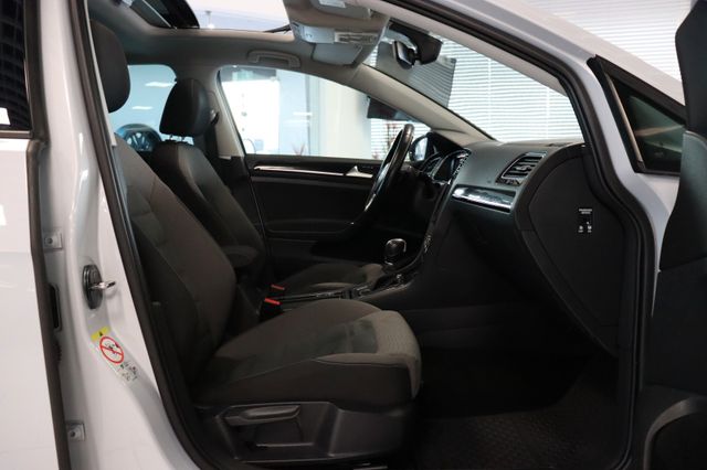 Fahrzeugabbildung Volkswagen Golf VII Lim Highline R-Line|PANO|LED|ACC|KAMERA
