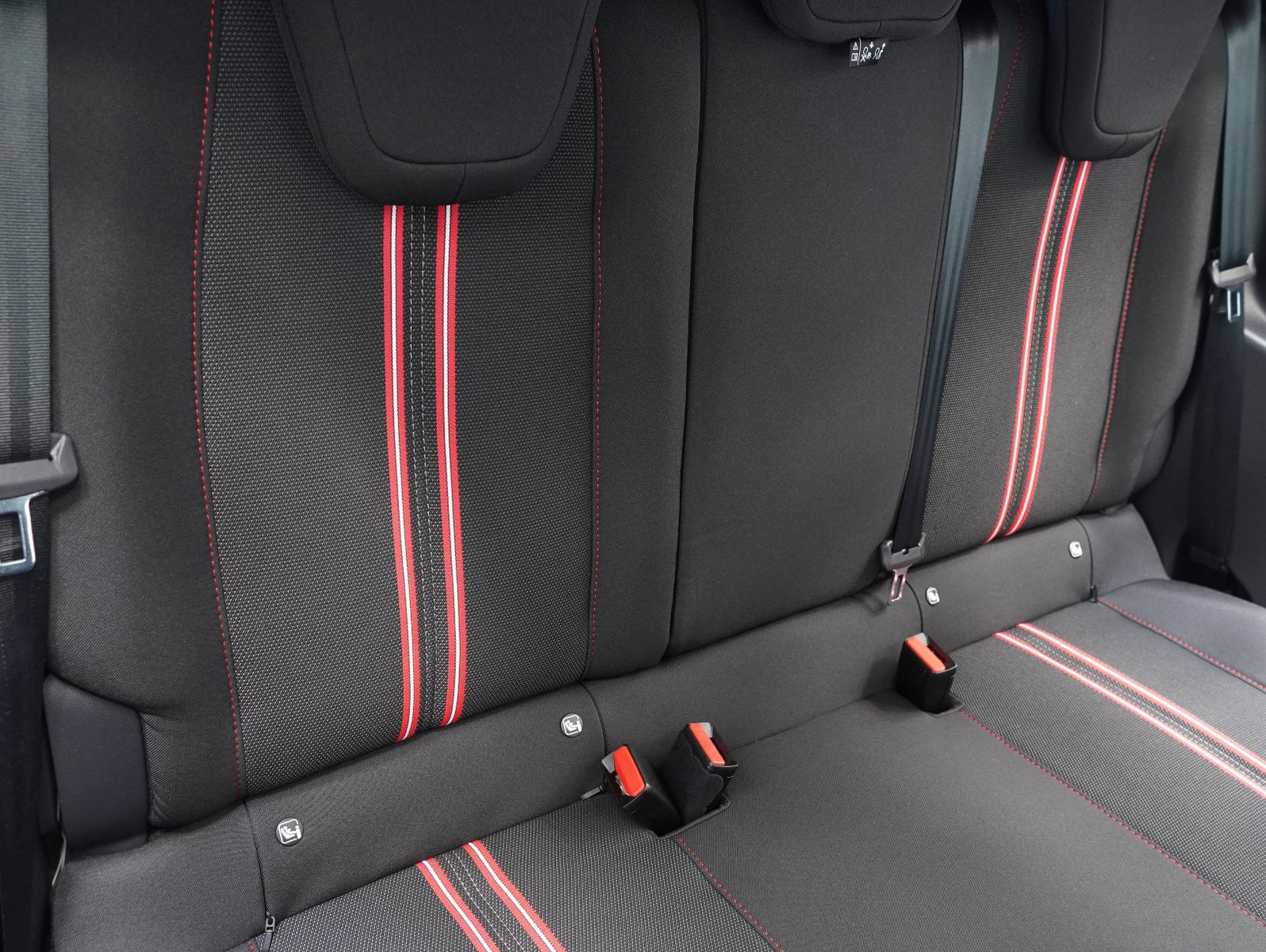 Fahrzeugabbildung Opel Corsa F e GS Line LED/KAMERA/PANORAMA/SOH