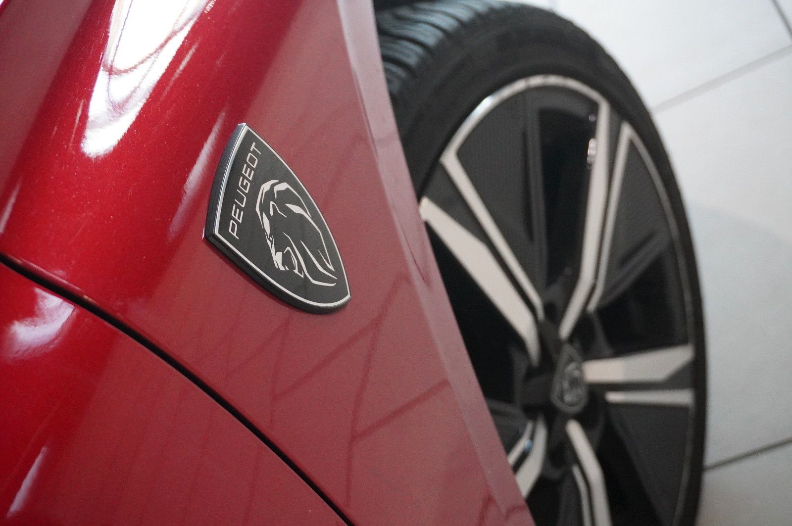 Fahrzeugabbildung Peugeot 308 SW 1.5D GT SPORT NAVI/LED/KAMERA/VIRT./DAB+