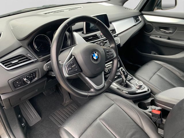 Fahrzeugabbildung BMW 218d Active Tourer Advantage+LED+Navi+Leder+PDC