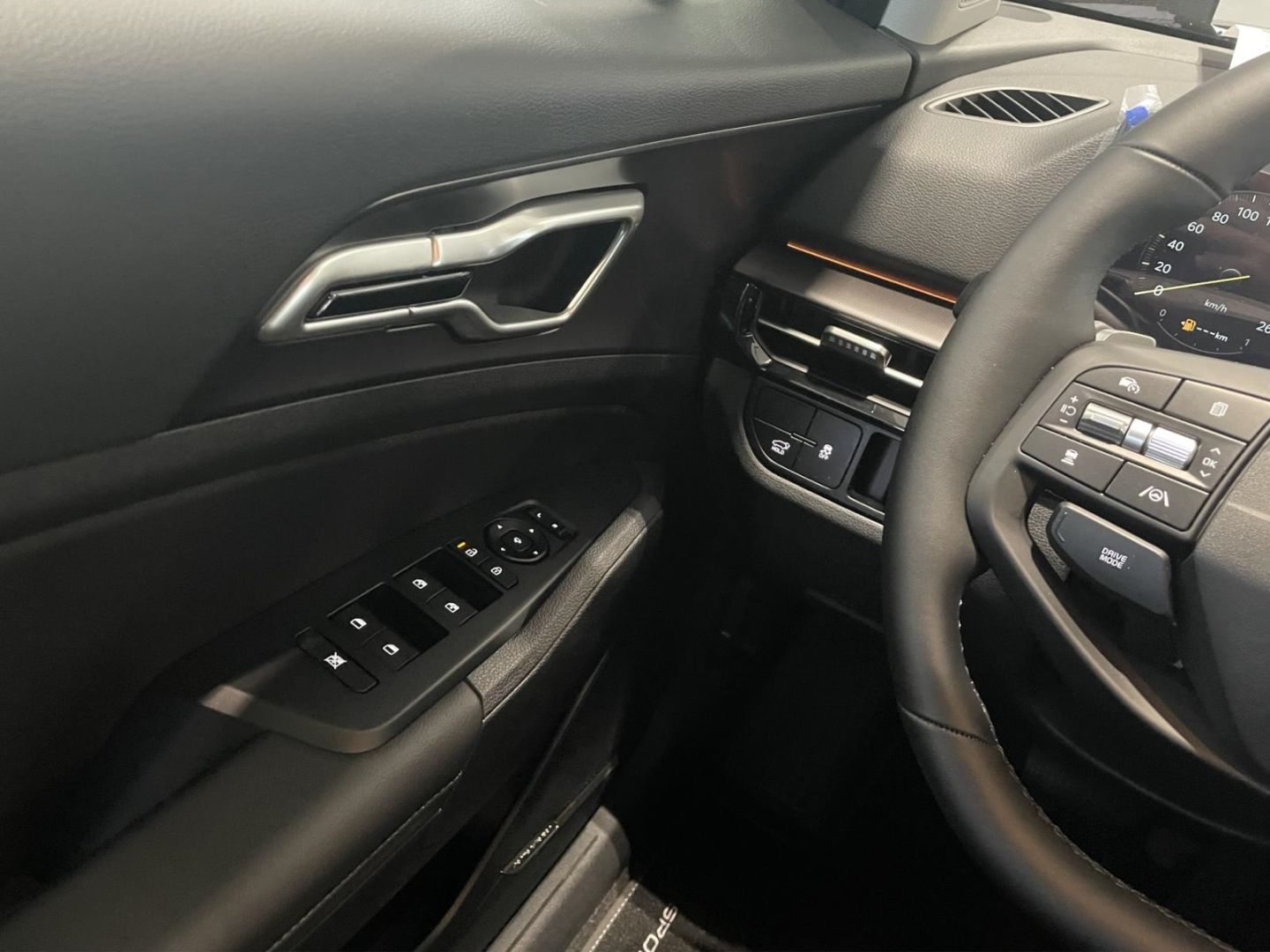 Fahrzeugabbildung Kia Sportage Spirit HUD Navi 360 Kamera LED Tempomat