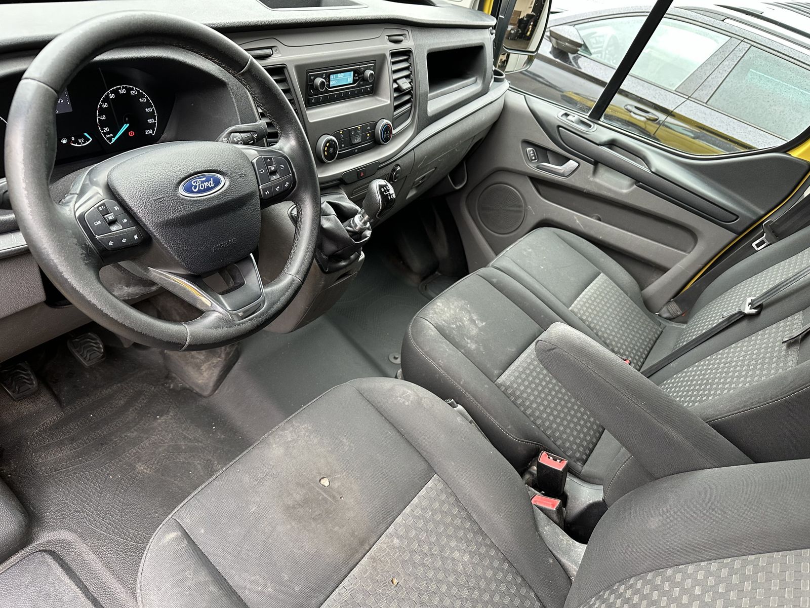 Fahrzeugabbildung Ford Transit Custom 320 L2 TEMPOMAT+SORTIMO+1HD+PP