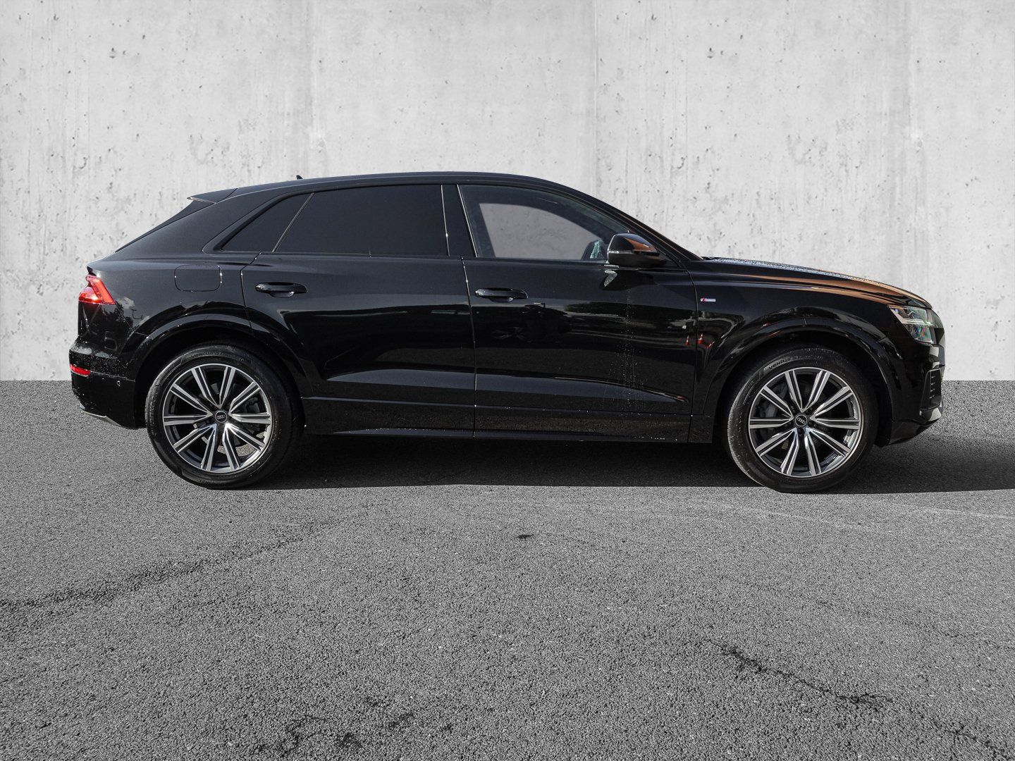 Audi Q8 55 TFSI quattro tiptronic S line LUFTFED B&O foto 5