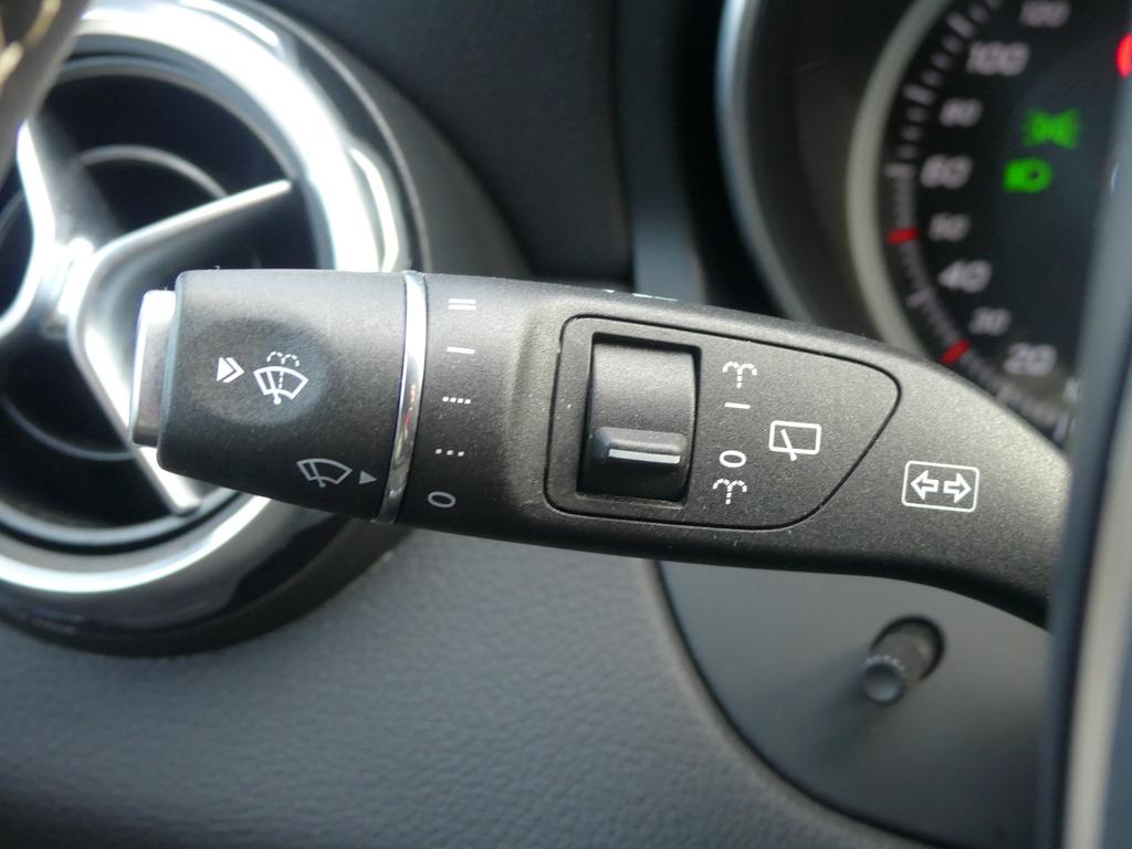 Mercedes-Benz GLA 220