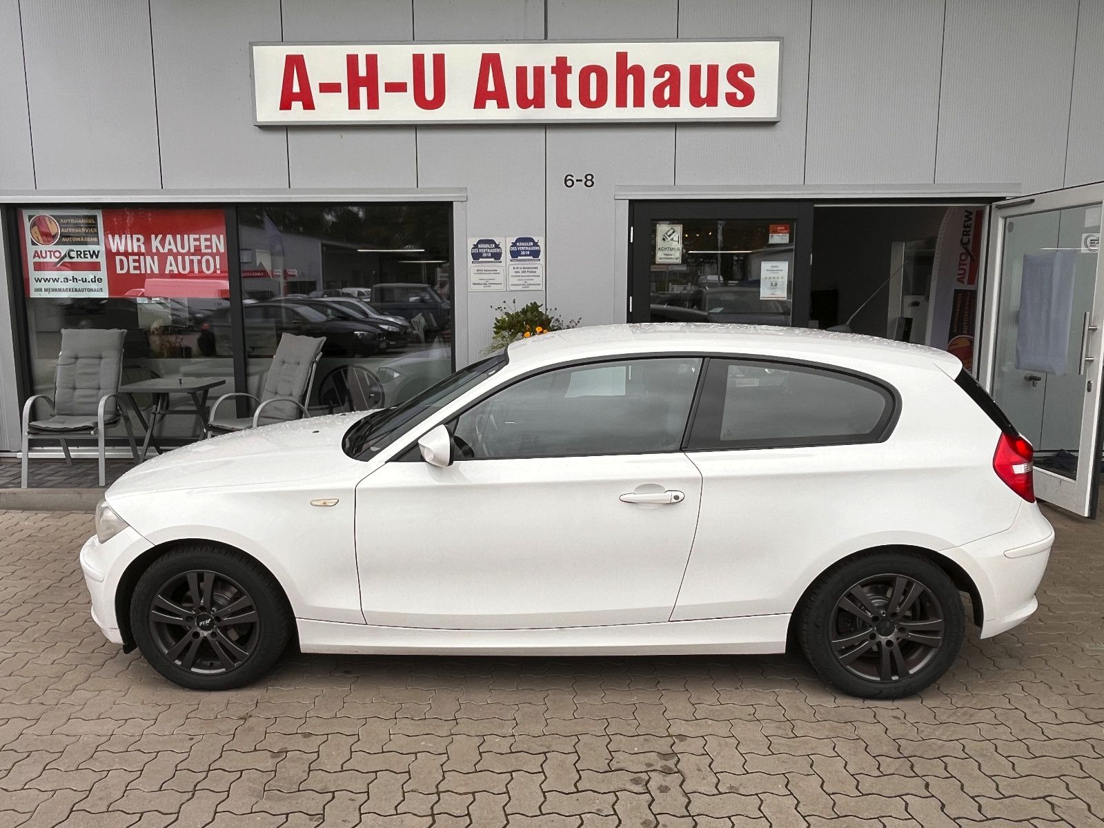 Fahrzeugabbildung BMW 116 Baureihe 1 Lim. 116d