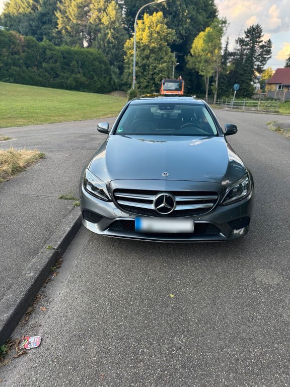 Image of Mercedes-Benz C 180