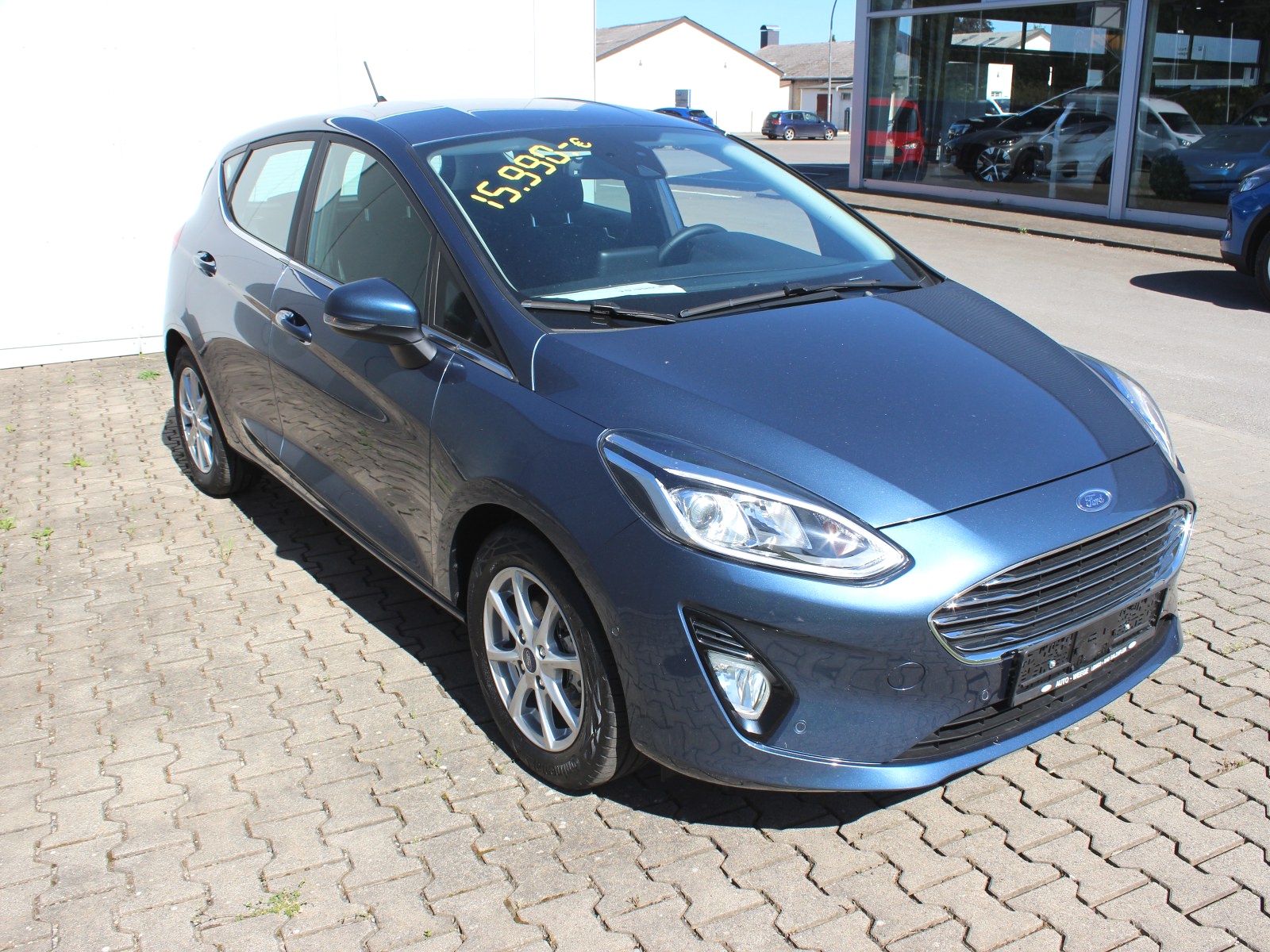Fahrzeugabbildung Ford Fiesta Titanium 1,0 EcoBoost