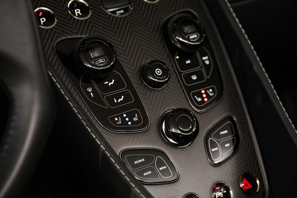 Aston Martin Vanquish