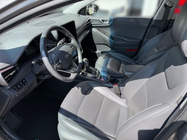 Fahrzeugabbildung Hyundai IONIQ Premium Plug-In Hybrid 1.6 +LED+LEDER+KLIM