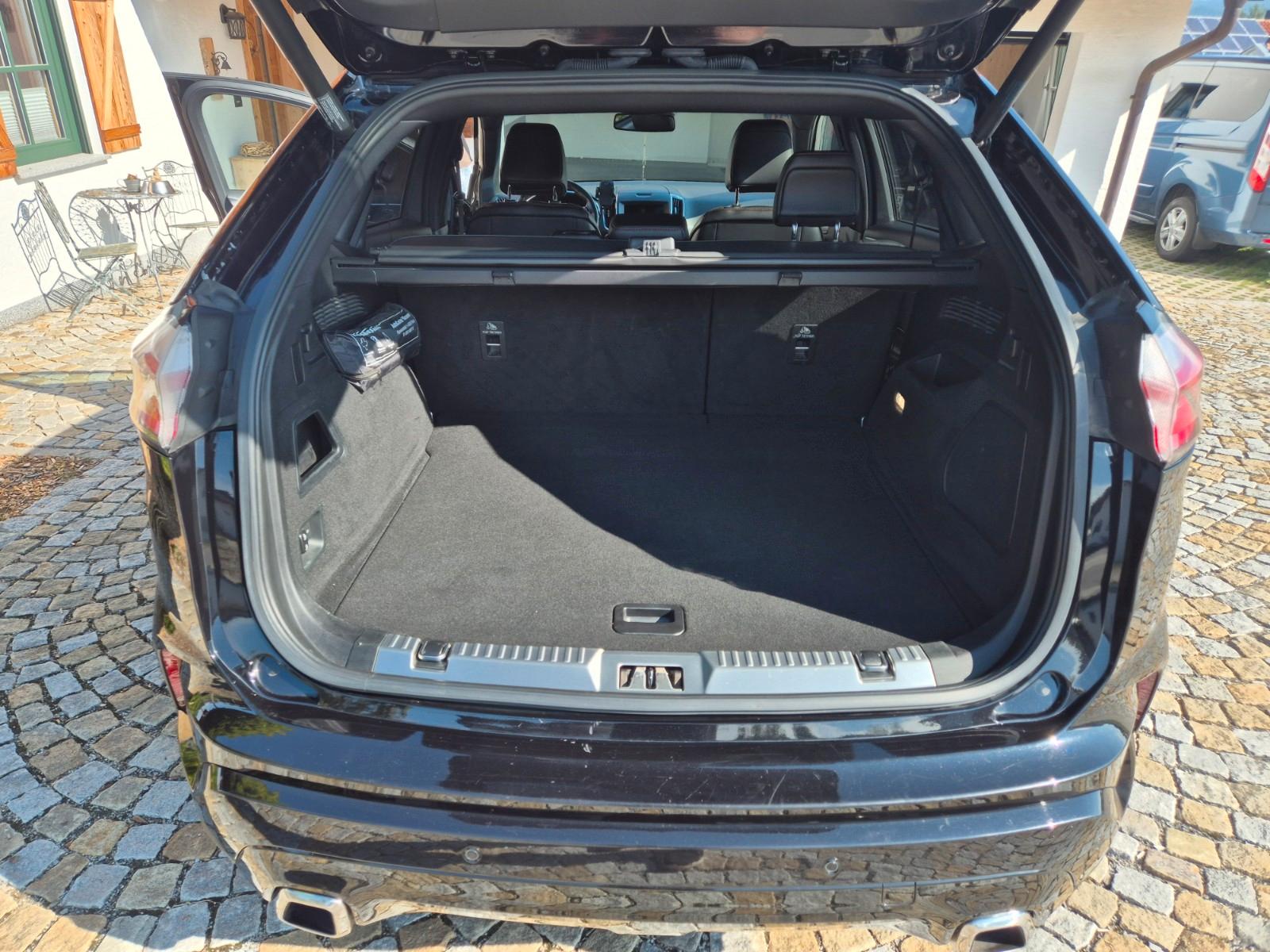 Ford Edge 2,0 l EcoBlue Bi-Turbo 4x4 ST-LINE Auto...