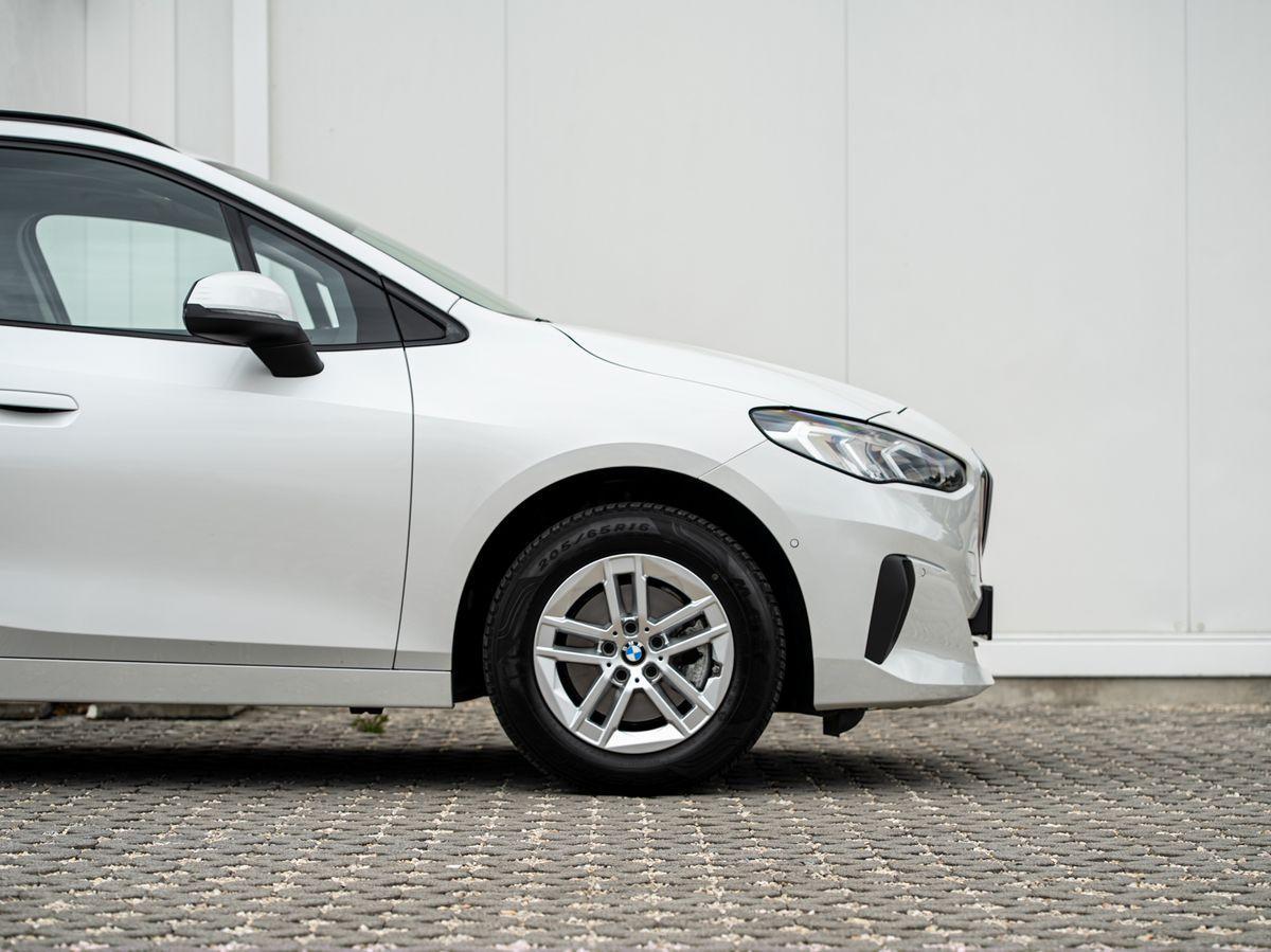 BMW 220 Active Tourer 220i Active Tourer AHK PANO SpSitze RFK ShadowL, миниатюра 8