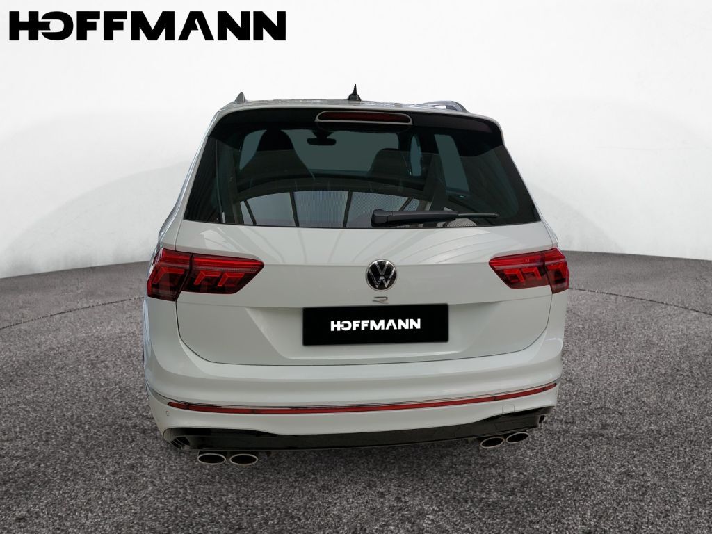 Fahrzeugabbildung Volkswagen Tiguan 2.0 TSI  4Motion DSG R Navi ACC