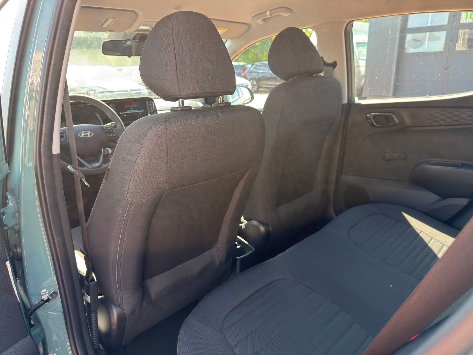 Fahrzeugabbildung Hyundai i10 1.0 Select *Navi*Klima*CarPlay*RFKamera*PDC*