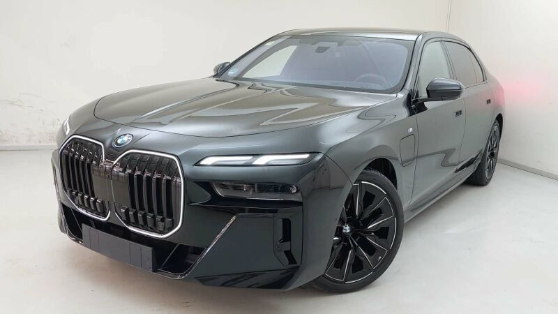BMW 750e xDr M Sport Pro Fond EntertainAutomatiktüre