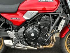 KAWASAKI Z 650 RS ABS 1.Hand nur 52 km + GARANTIE