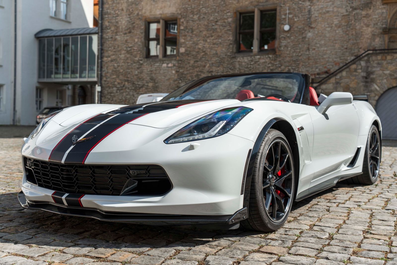 Fahrzeugabbildung Corvette Z06 CABRIOLET 6,2L 2LZ HUD BOSE KAM NAV