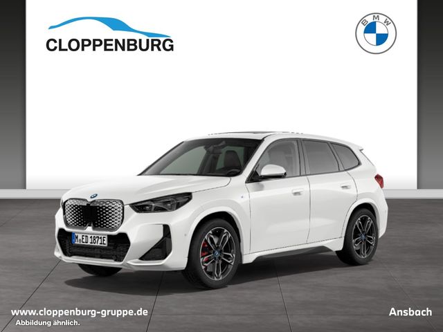 BMW iX1 xDrive30 M Sportpaket Head-Up HK HiFi DAB