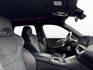 BMW XM - 11