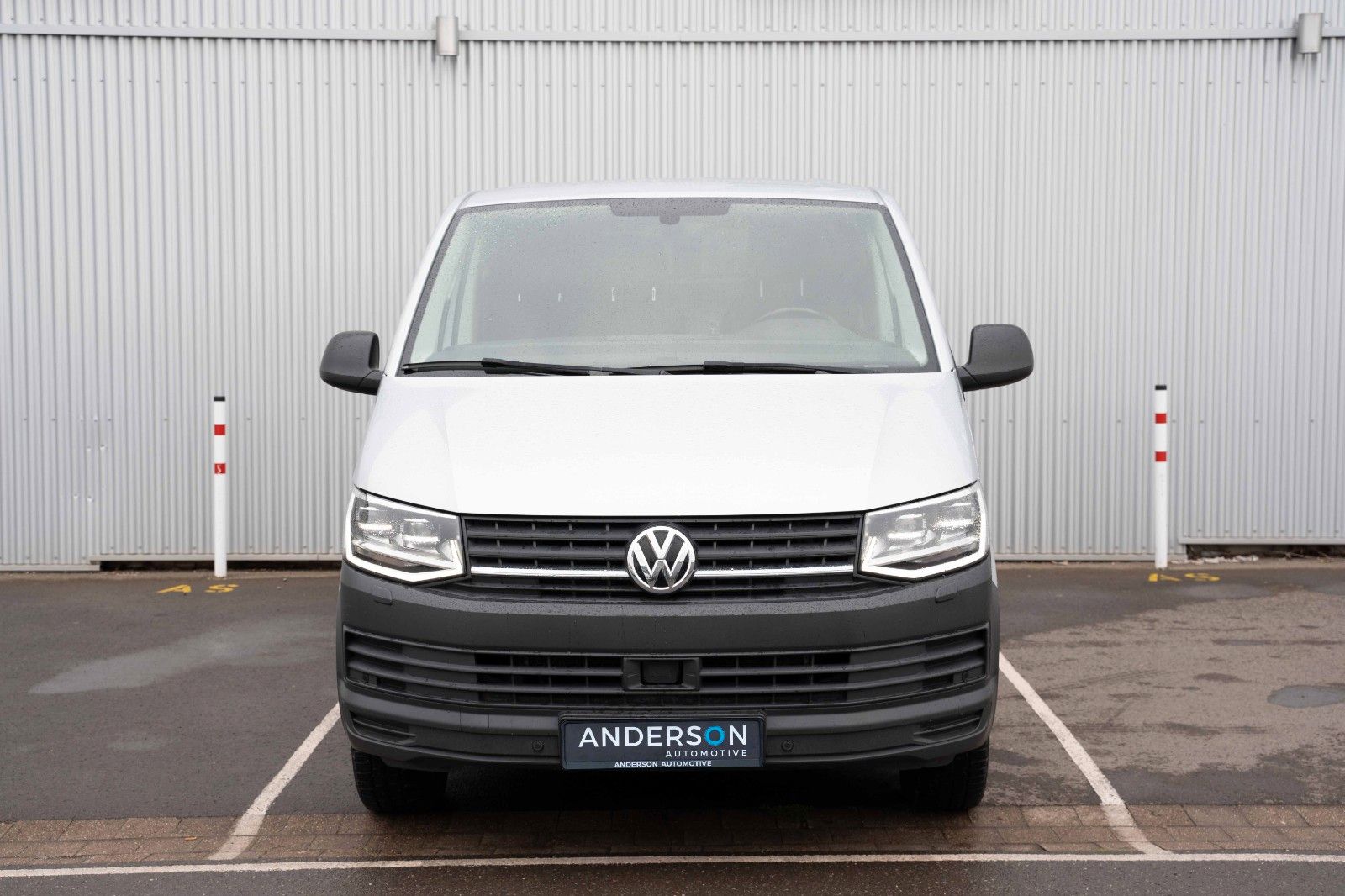 Fahrzeugabbildung Volkswagen T6 TRANSP KA 2.0TDI LANG DSG LED ACC PDC SHZ AHK