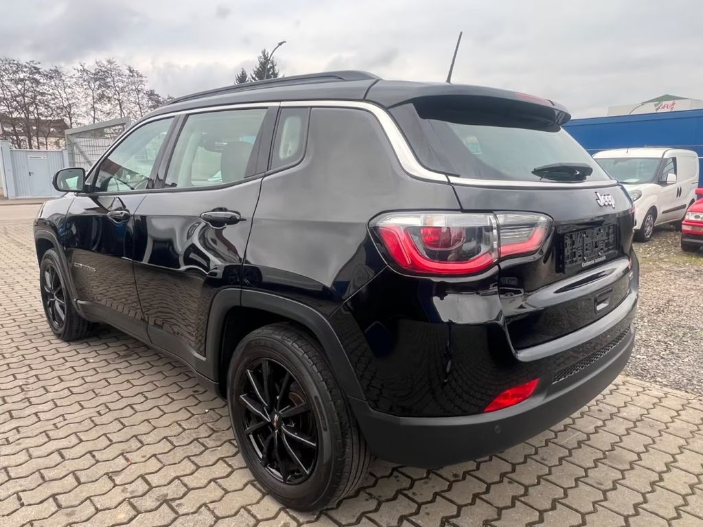 JEEP Compass Longitude FWD KLIMA,NAVI,RFK,LH,ESP,GRA JEEP Compass Longitude FWD KLIMA,NAVI,RFK,LH,ESP,GRA