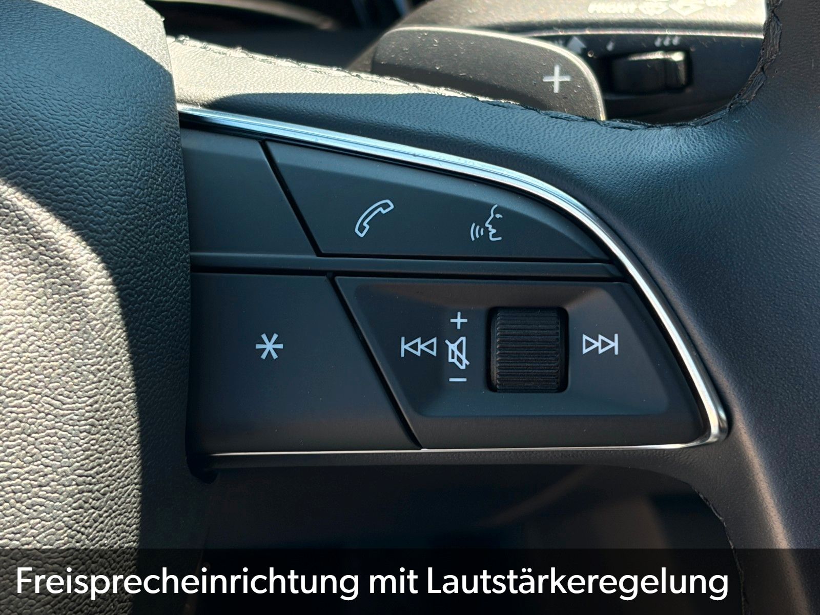 Fahrzeugabbildung Audi A3 Sportback 40 TFSIe Schiebedach KZG ACC CAM