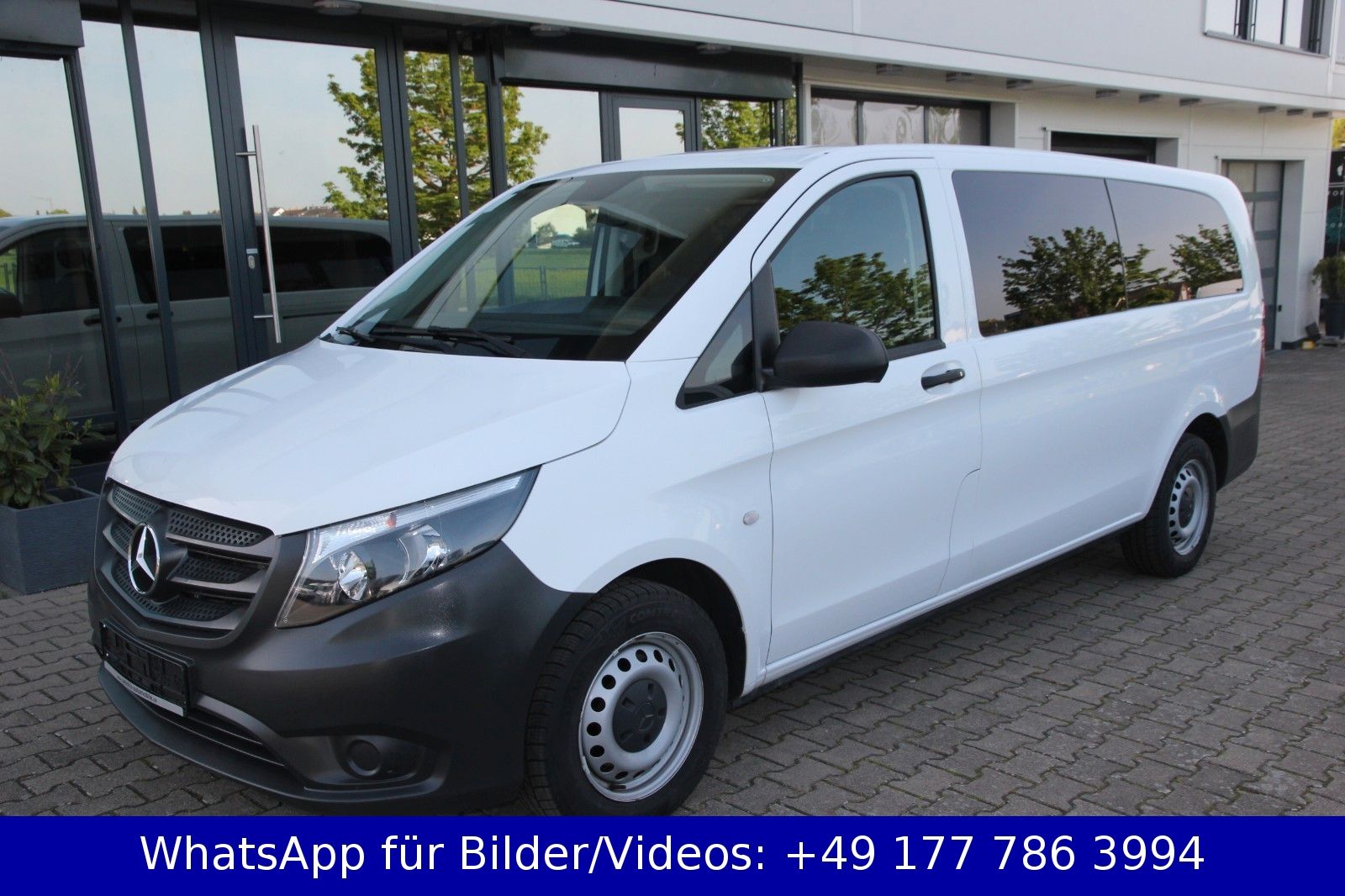 MERCEDES-BENZ Vito Tourer 116 9G Extralang Tourer AHK 2.5t Kam