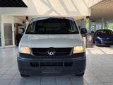 Volkswagen T5 Transporter Kasten-Kombi Kombi - Volkswagen T5 Transporter in Mainz