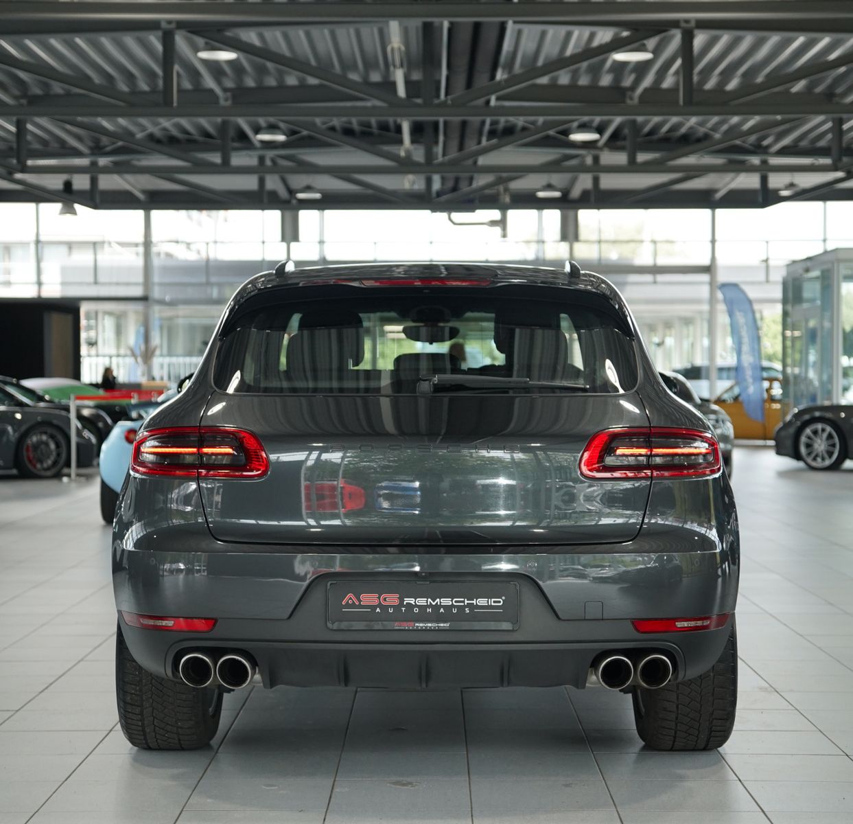 Porsche Macan