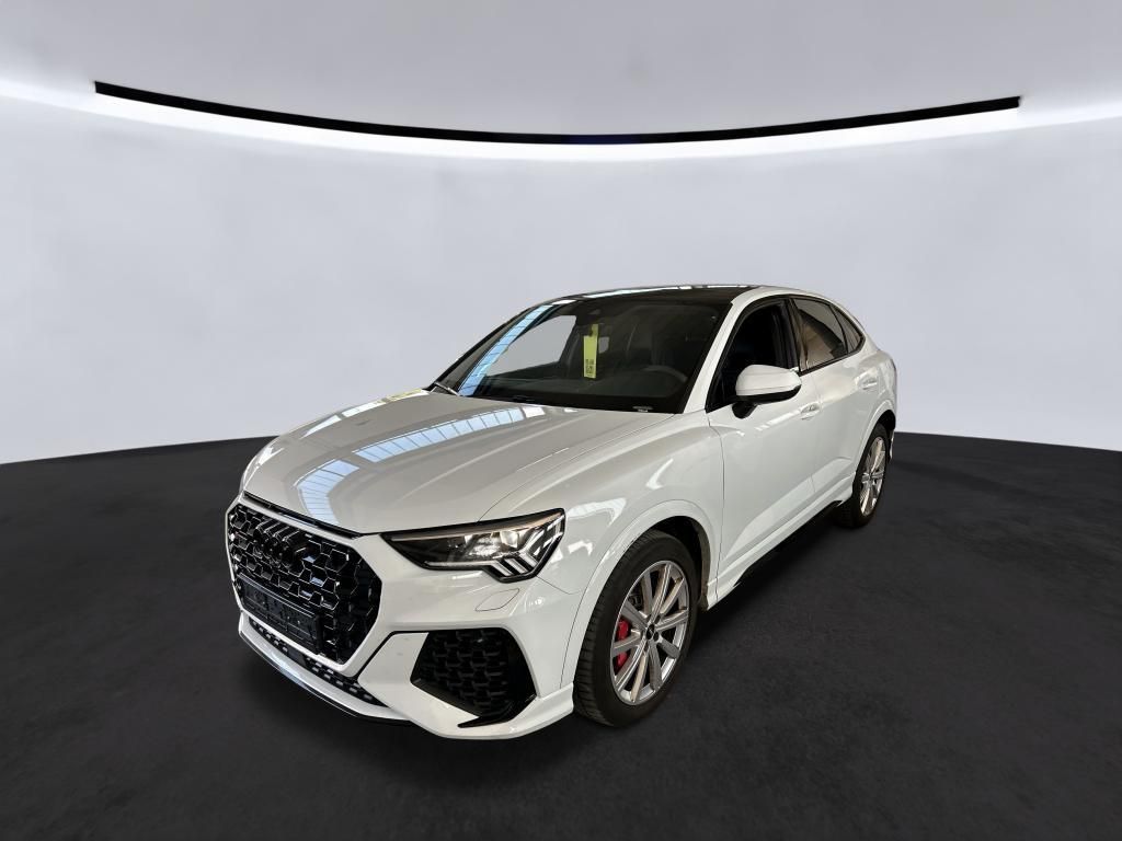 Image of Audi RSQ3