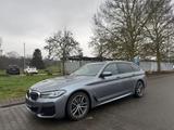 BMW 520 d M Sport LASER*360°-KAMERA*Head-Up*LEDER - mit Diesel-Antrieb: Taxi, Kombi