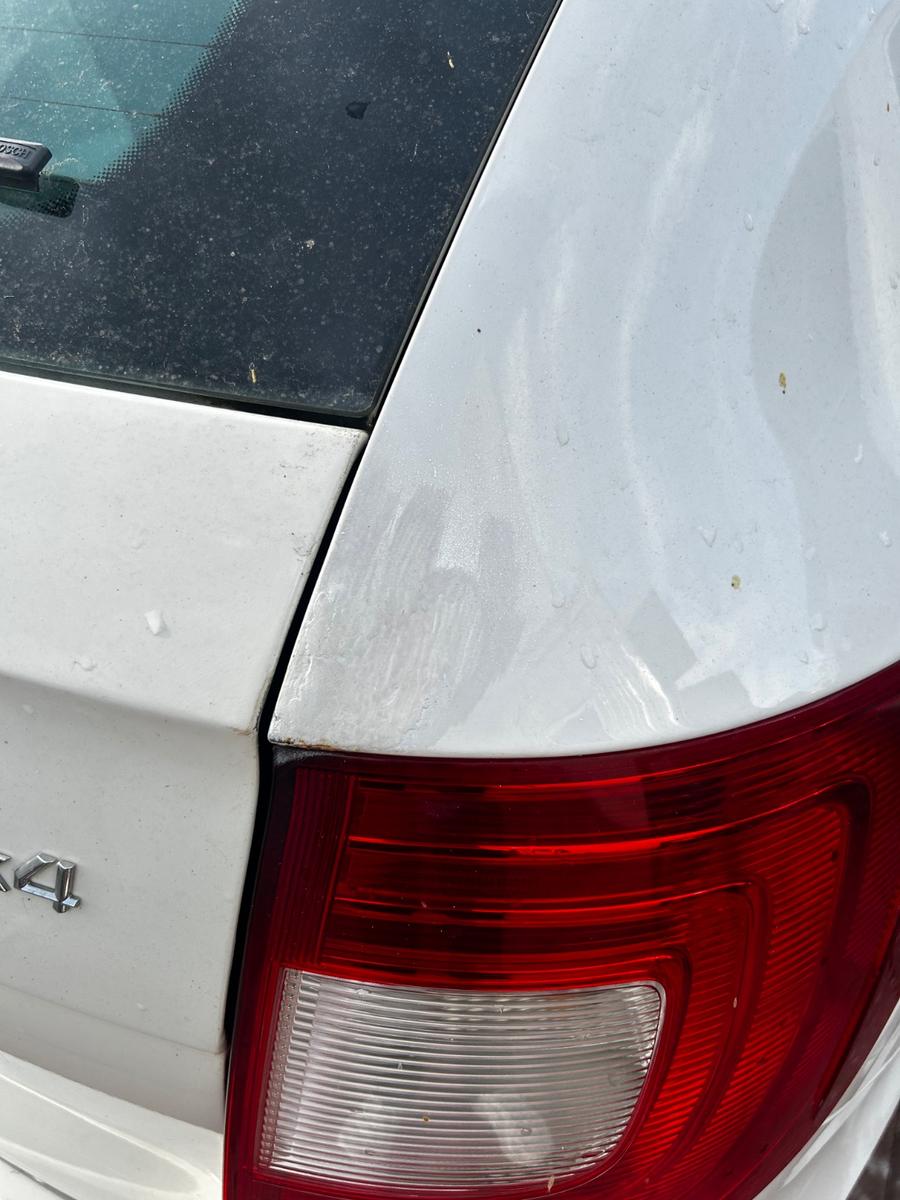 Skoda Superb 2012 — photo 18