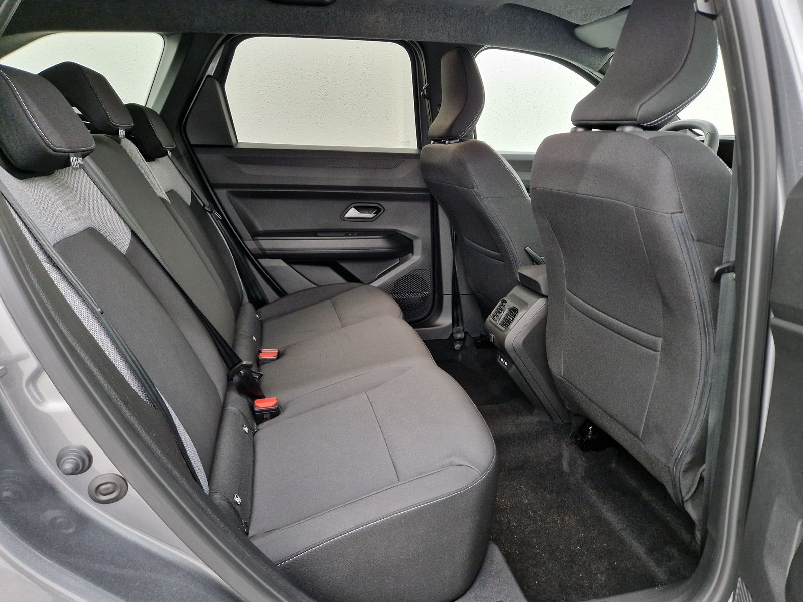 DACIA Bigster  Journey Hybrid 155 City-Paket – Bild 12