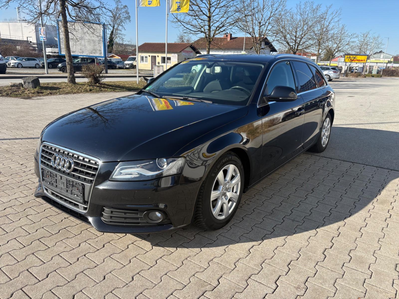 Audi A4 Avant Ambition Xenon 8.fach Alu Shz Top