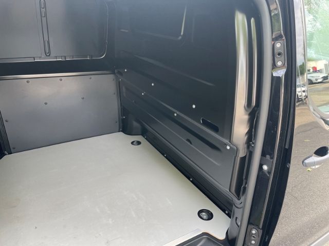 Fahrzeugabbildung Citroën Jumpy Kasten 2.0 BlueHDi 145 Club M-L2H1 Navi, T